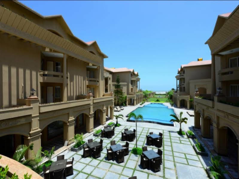 The Chariot Resort & Spa Puri Exterior foto